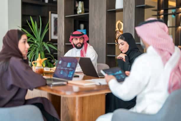 تحويل الزيارة إلى إقامة