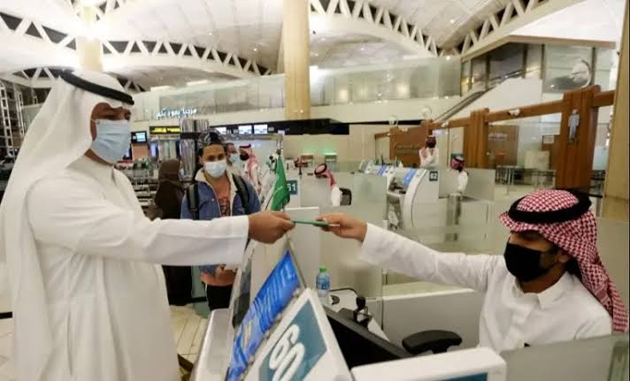 خطوات الاستعلام عن معاملة في الجوازات برقم الهوية