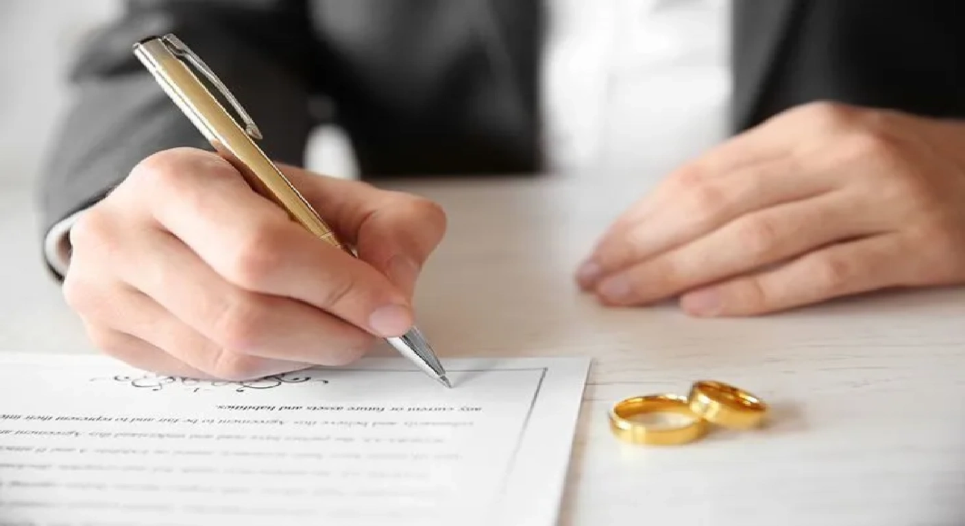 Marriage permits Saudi Arabia